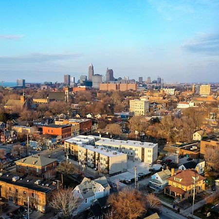 Luxury Condo 10 Minutes From First Energy Stadium B4 Cleveland Exterior photo